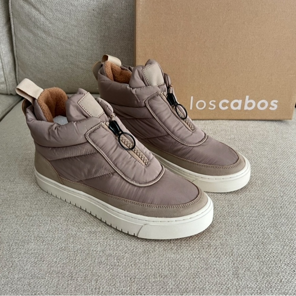 Los Cabos Ceca Taupe Women’s Puffer Booties Size 41 (Fits like a size 8)